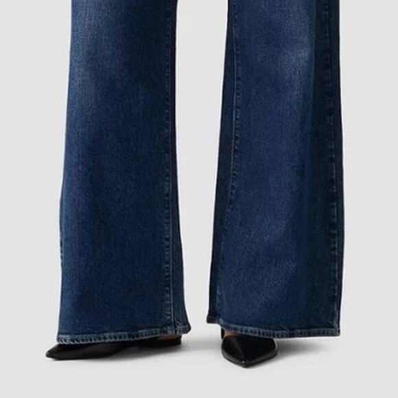 NEW Levi High Rise Wide Leg Jeans - Picture 5 of 7